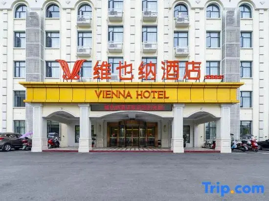 Vienna Hotel Honghu Aiguo Road Branch