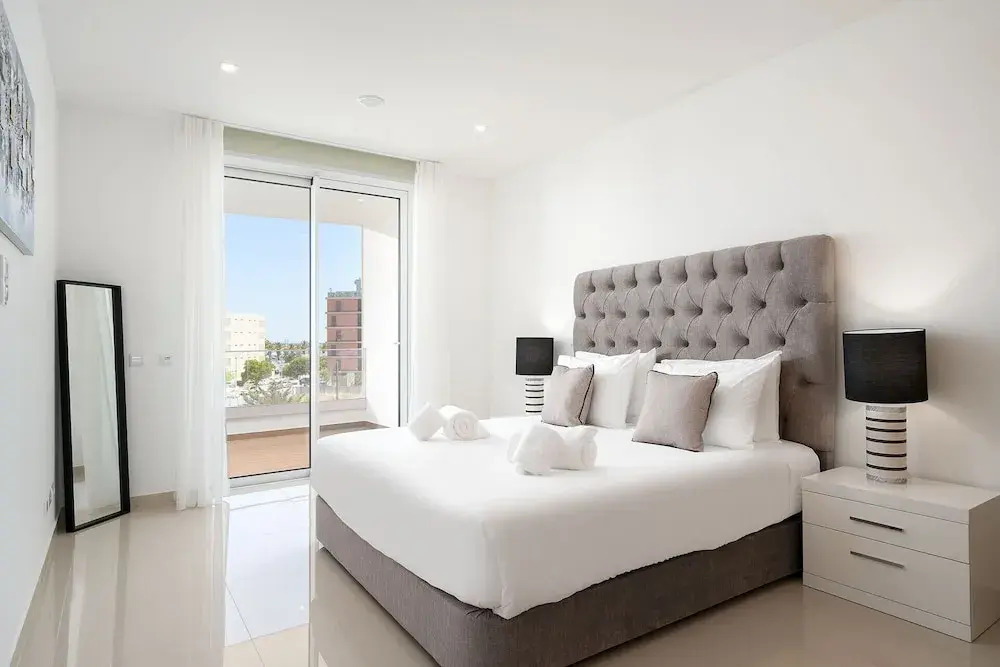 Lagos Marina View 2 With Pool by Homing
