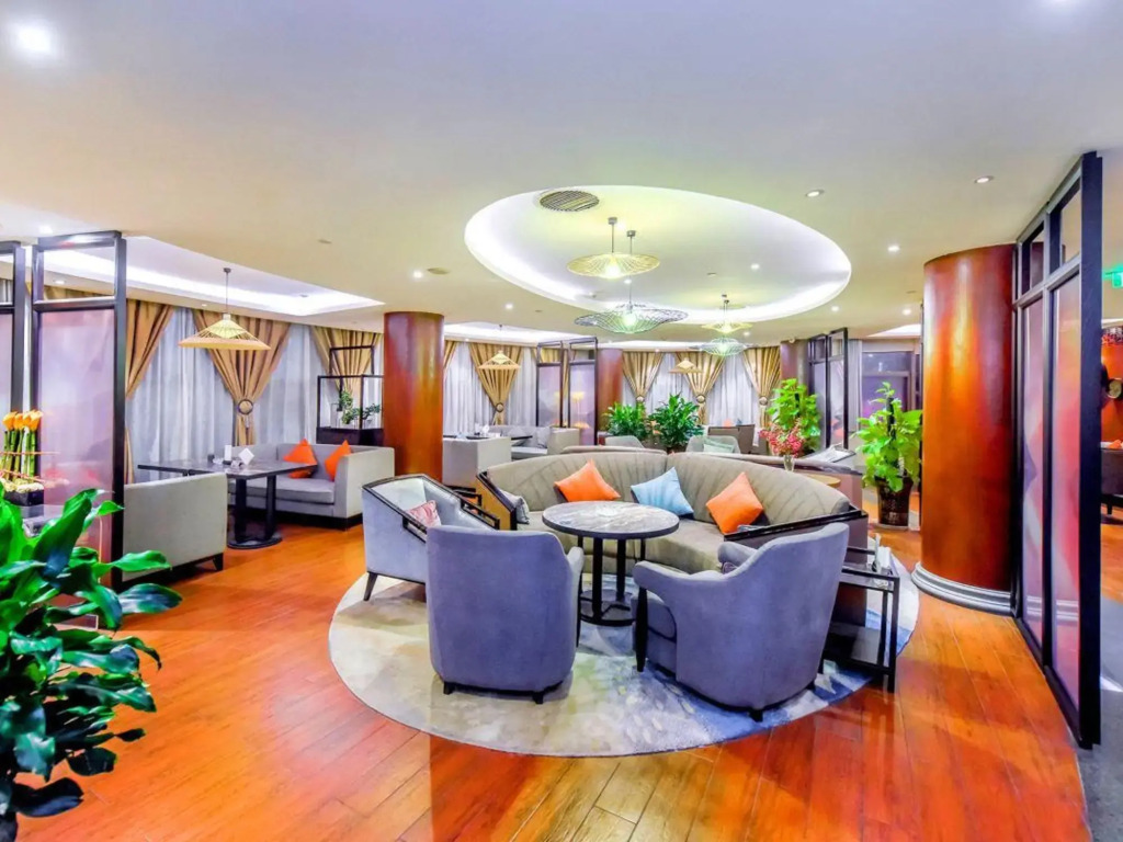 Hantang Laojiao Grand Hotel (Jinjiang District Government Affairs Center)