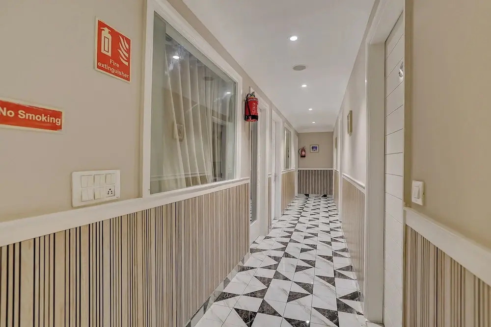 FabHotel Palm Green - 500m from Gurdwara Sri Guru Singh Sabha Green Field Colony Faridabad