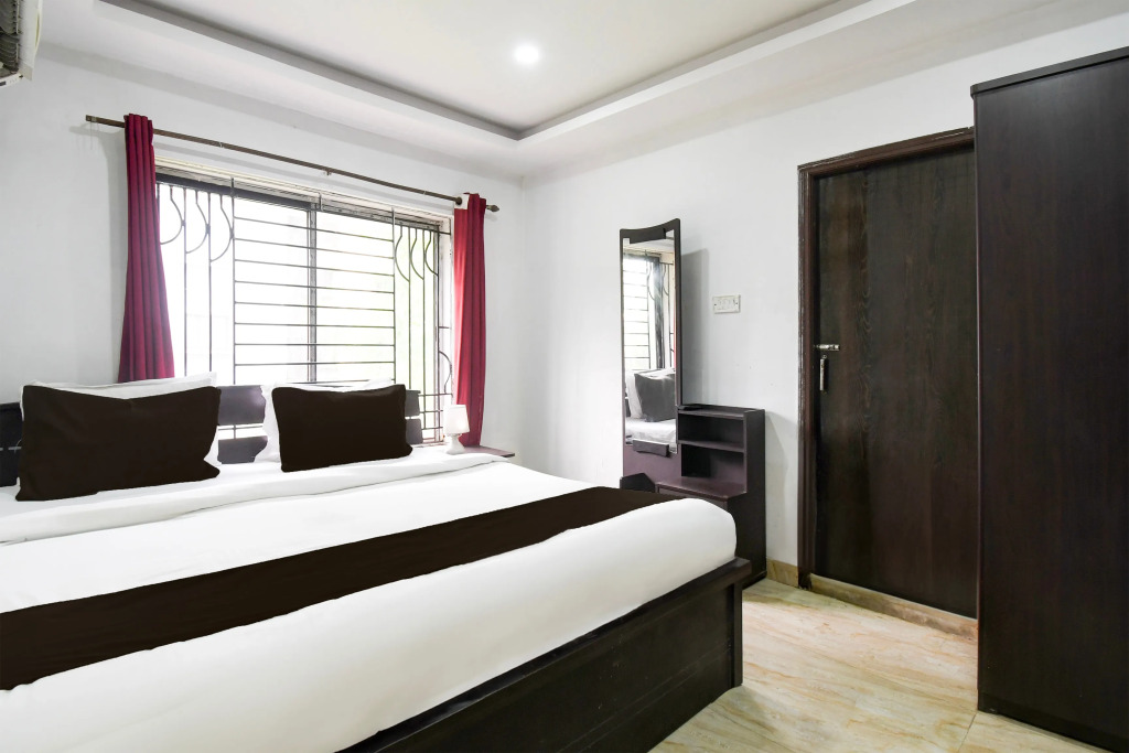 Super Hotel O New Alipore