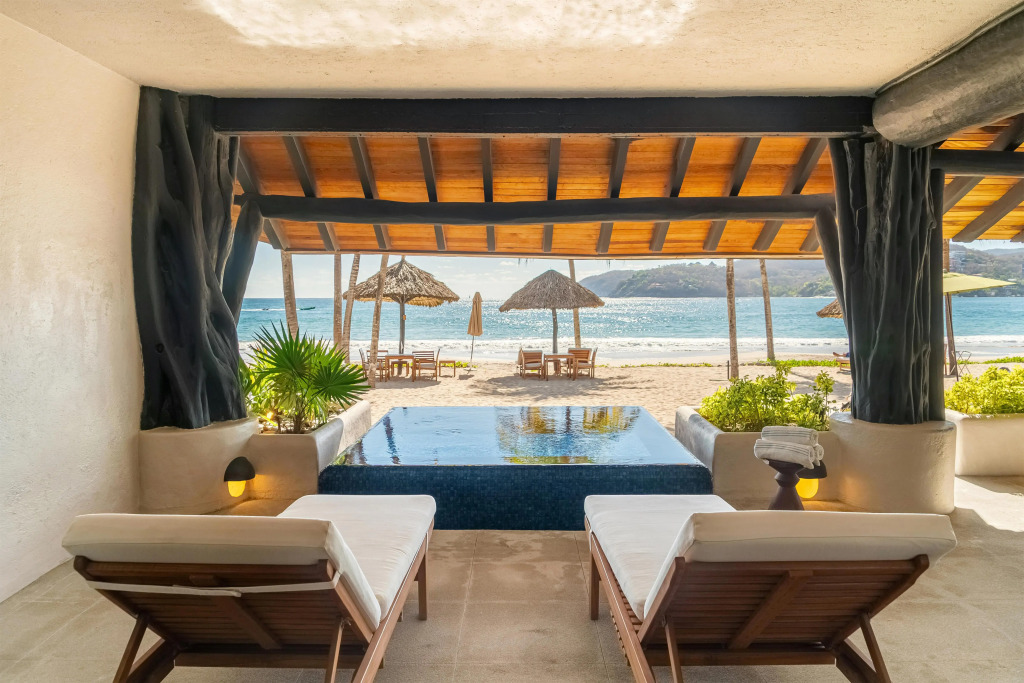 Thompson Zihuatanejo, A Beach Resort, by Hyatt