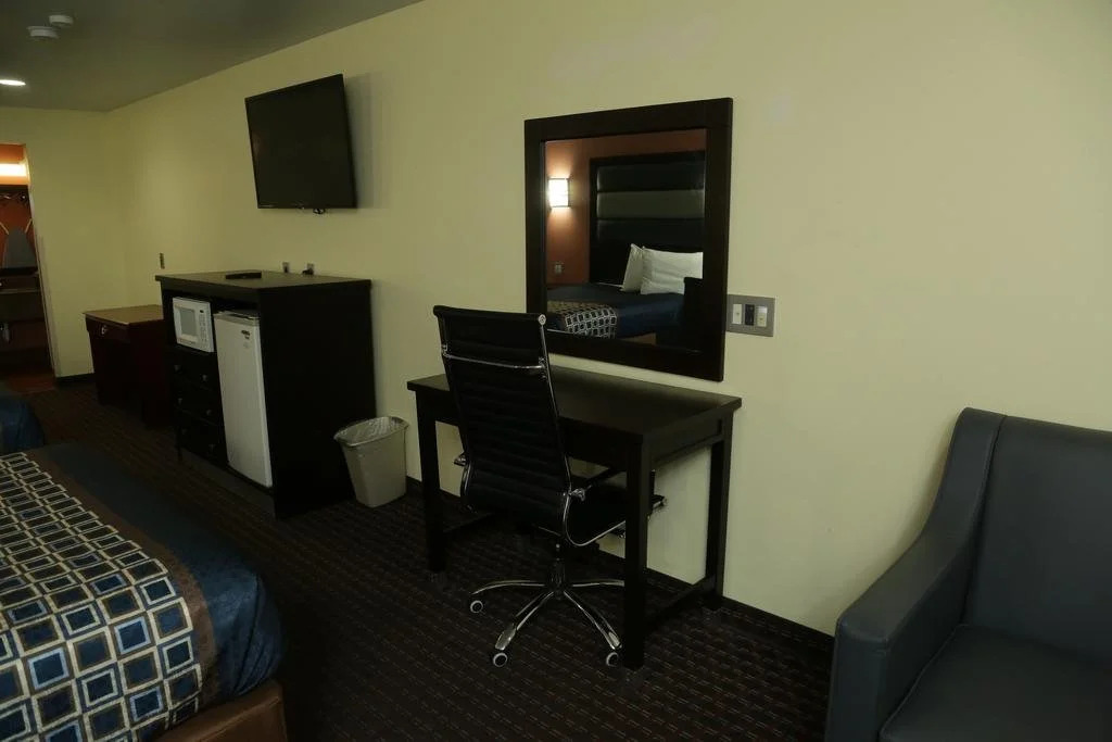 Theroff's Motel