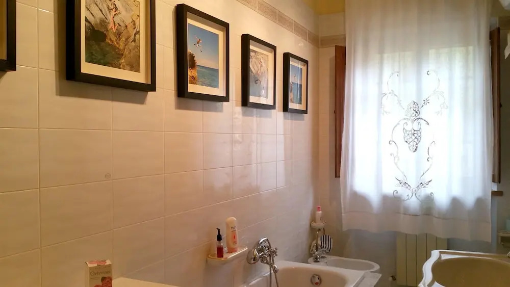 House With 3 Bedrooms in Poggibonsi, With Furnished Garden