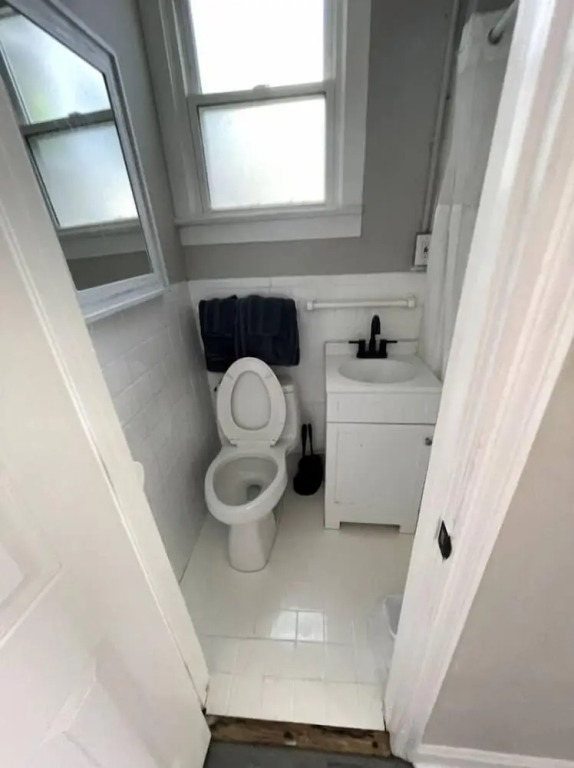 Cute & Friendly 1-BR 10 Mins From Nash