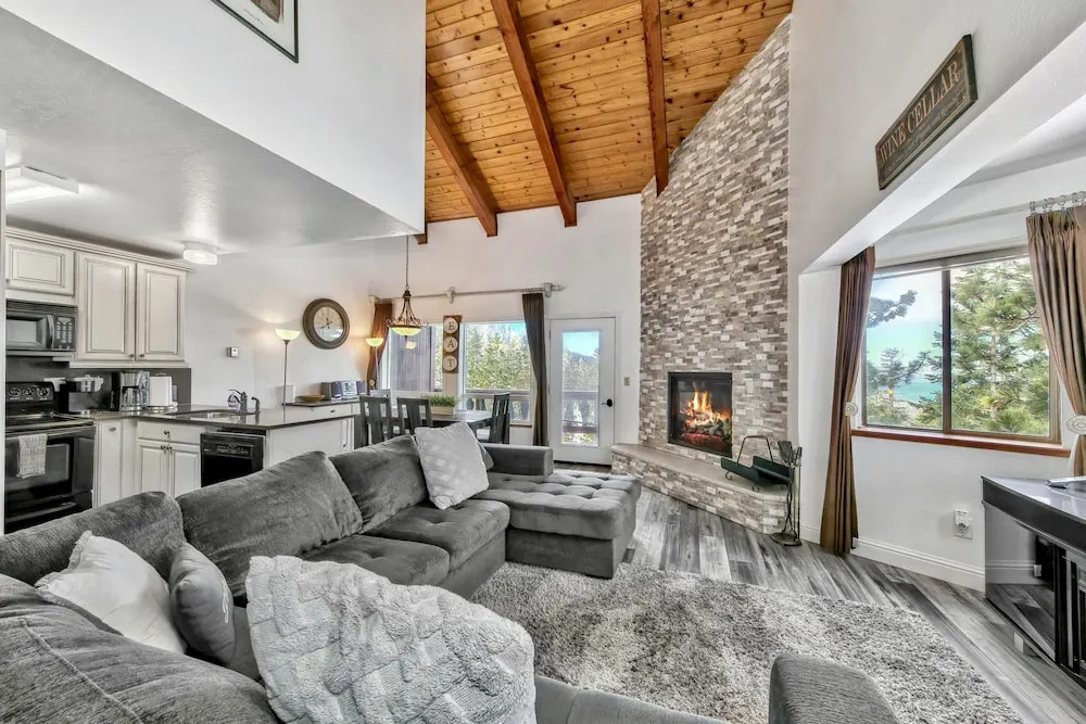 Mv17 Amazing Lake View & Spacious 2 Bedroom Ski Cabin With Hot Tub