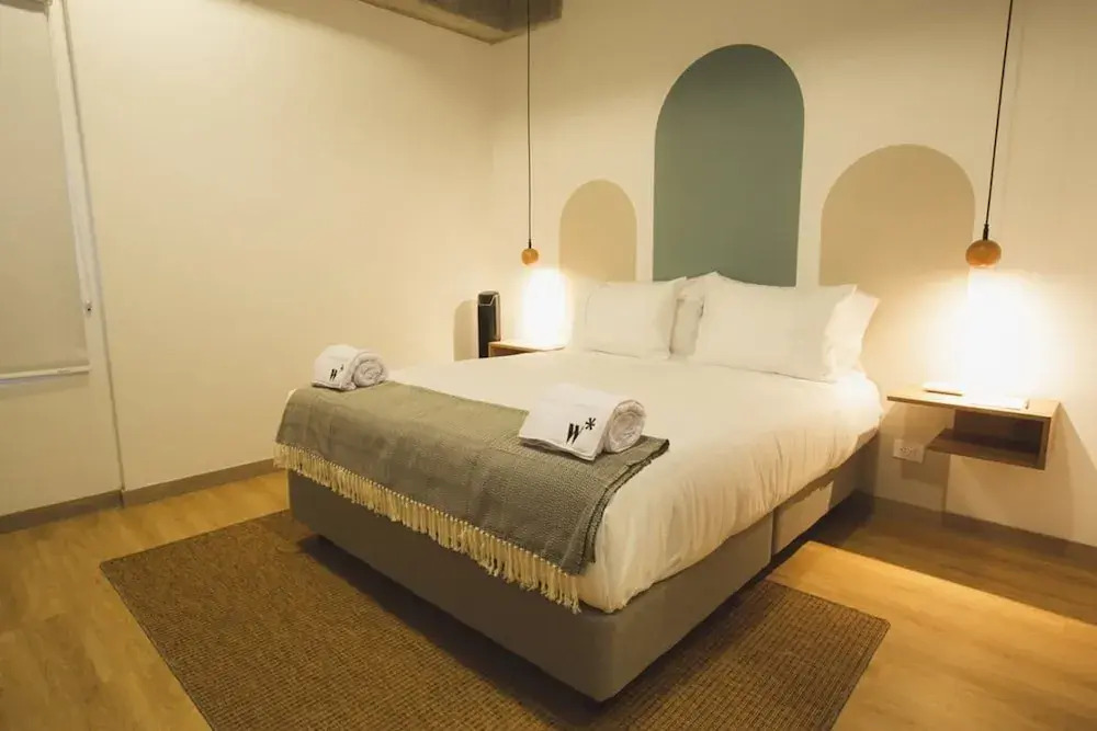 w Stunning 3BR With AC in Laureles