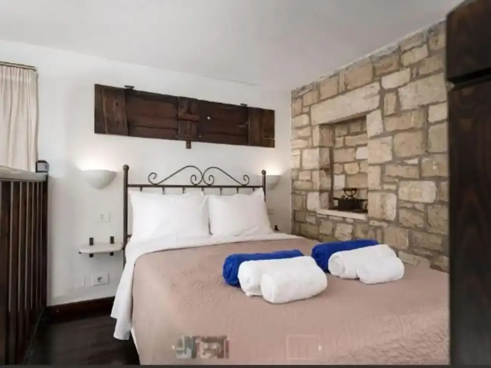 New Beautiful Complex With Villas and App, Big Pool, Stunning Views, SW Crete