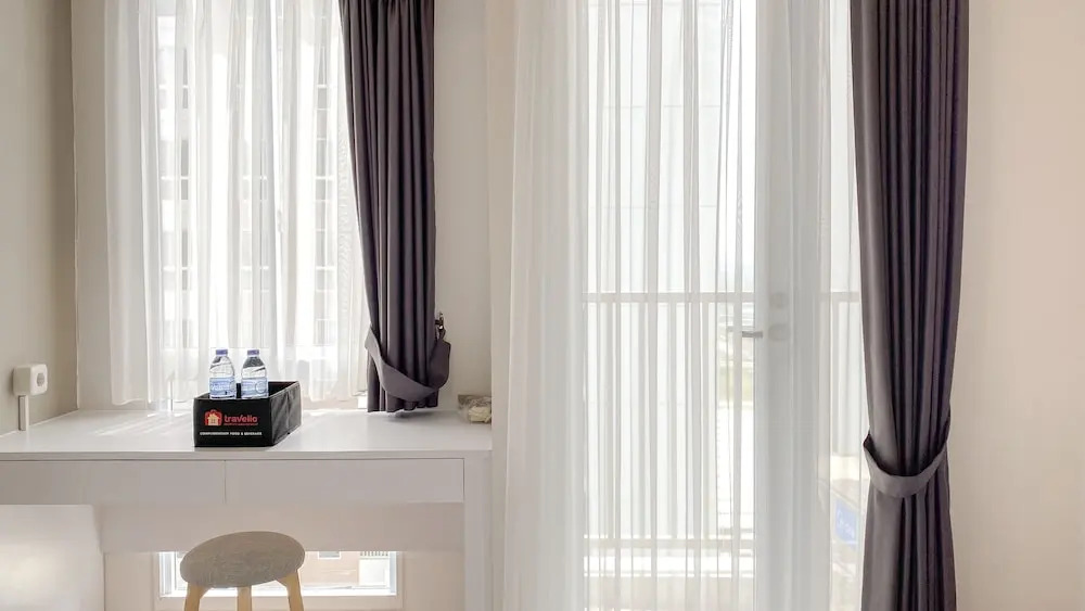 Well Furnished Studio Room At High Floor Tokyo Riverside Pik 2 Apartment