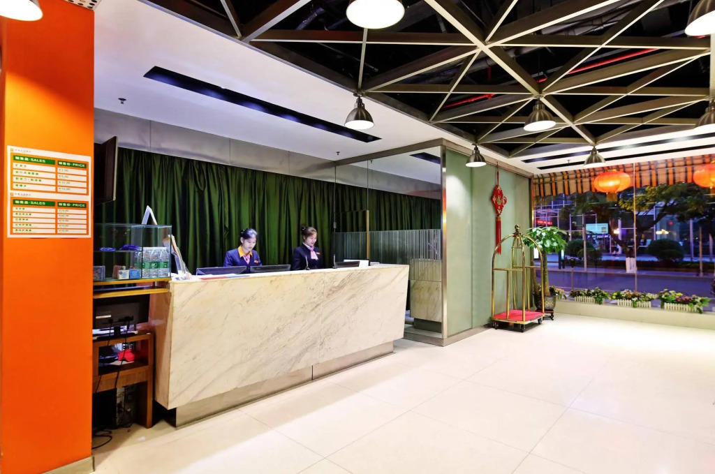 Yanjiang East Garden Inn