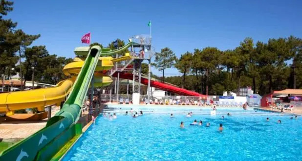 Superbe mobile-home 8 personnes - Camping 4*