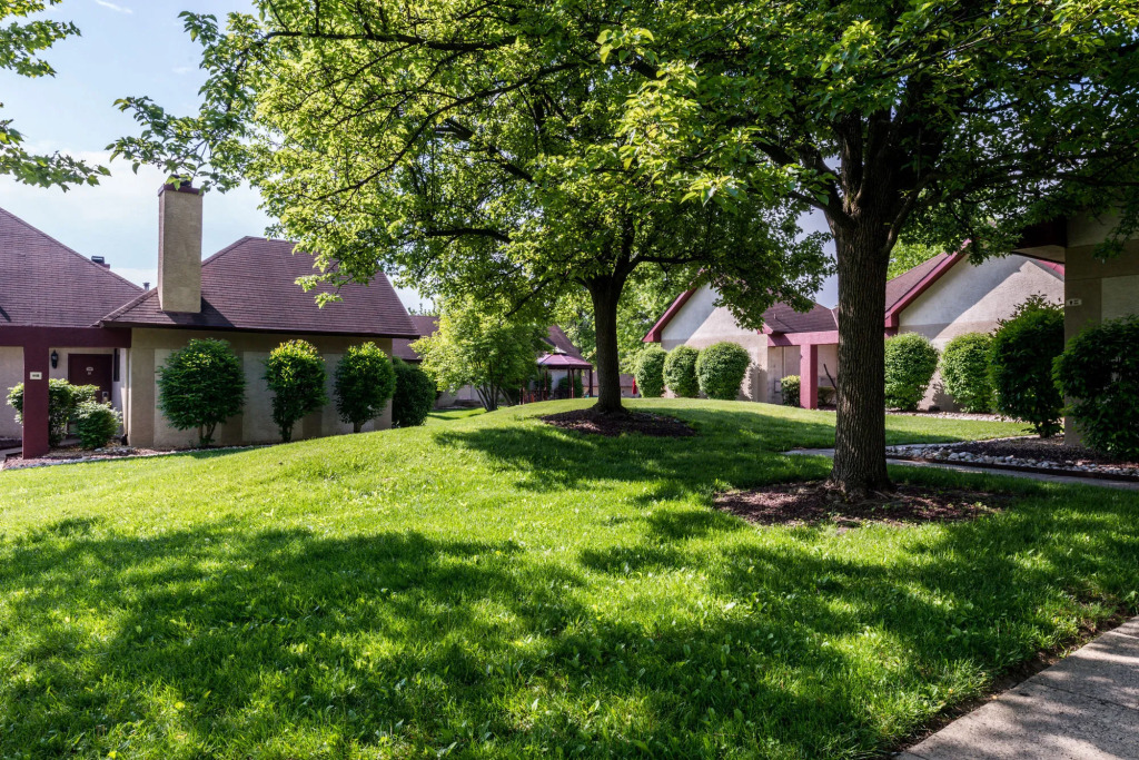 Inn of The Dove Romantic Luxury & Business Suites