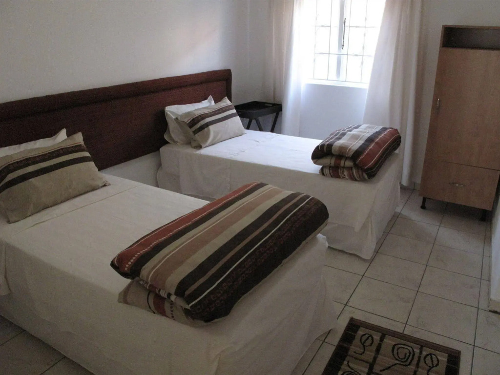 The Crescent Guesthouses - BnB/Self Catering