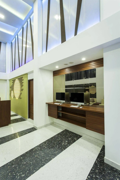 The Ocean Colombo - Guaranteed Sea View Rooms