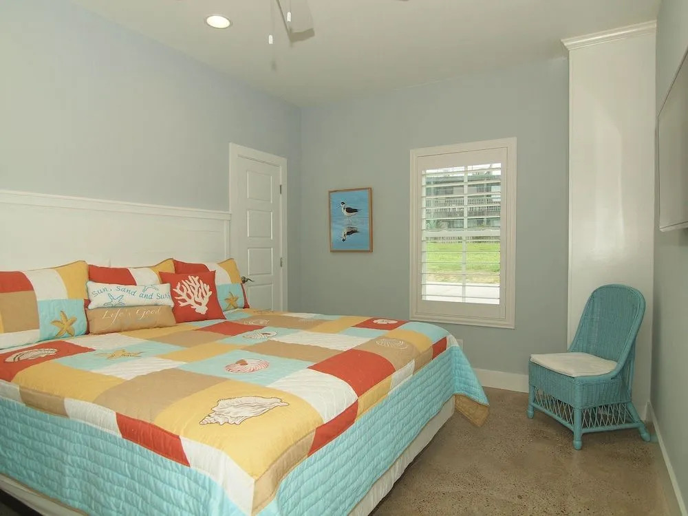 A Shore Thing Bb903 5 Bedrooms 4.5 Bathrooms Home