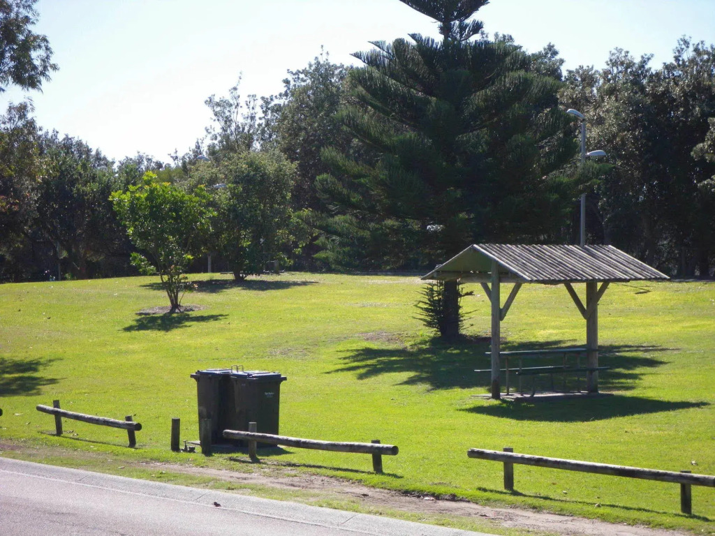 Fingal Bay Holiday Park