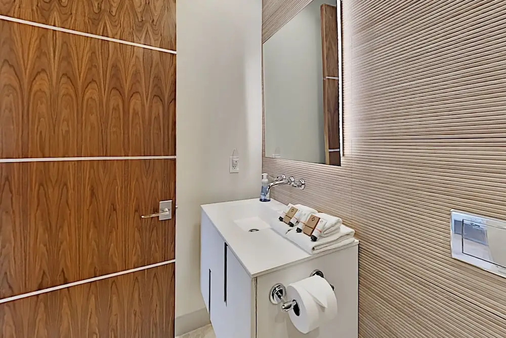1569lorr Studio Bedroom Home