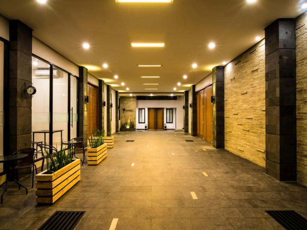 Yobel Hotel