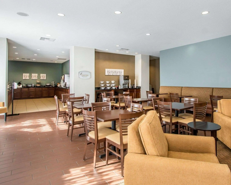 MainStay Suites Meridian - Bonita Lakes