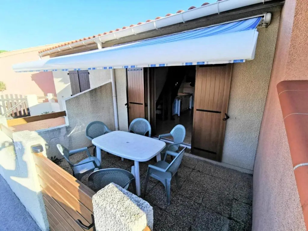 Résidence Maisons De La Plage - Villa deux pièces mezzanine avec terrasse pour 7 personnes à Port Leucate. Réf: 1MPL_162 MAE-6144