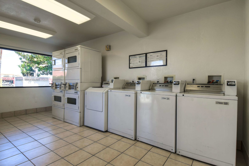 Motel 6-Stanton, CA- Anaheim West
