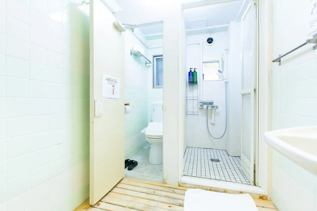 Shinagawa-shuku Guest House & Tours