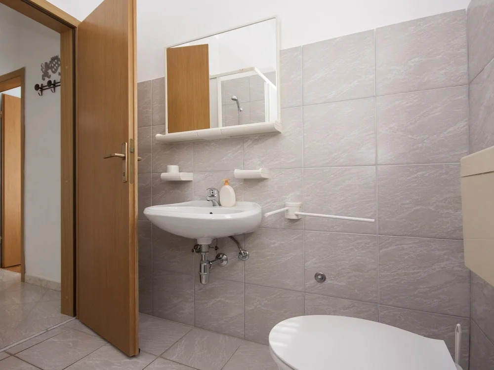 Apartments Pleadin