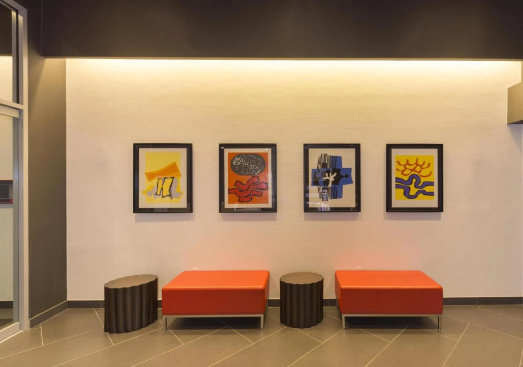 Edge Hotel Washington Heights