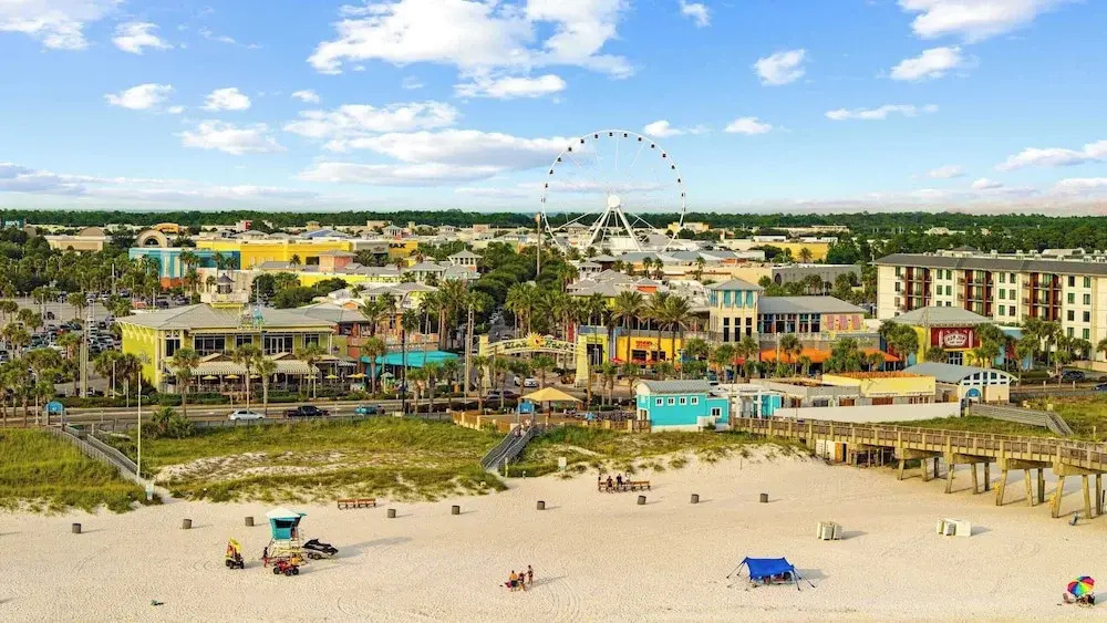 Gulf Walk by Avantstay West End Coastal Escape Renovated 1BR Condo Shared Pool & Beach Access
