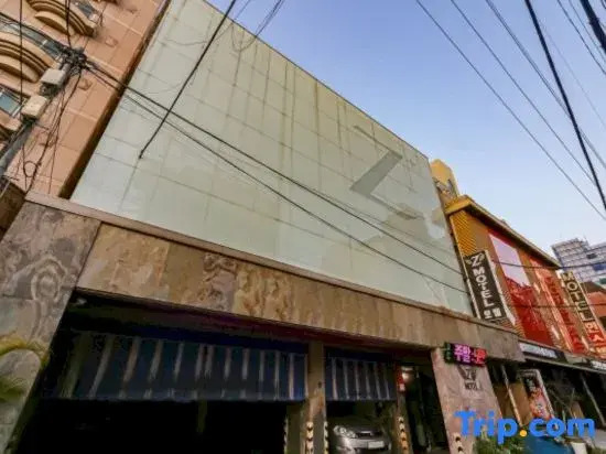 Z Motel Daeyeon Busan