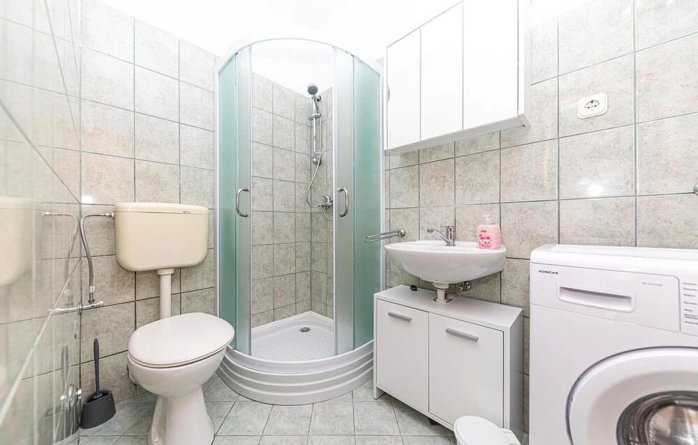 Beautiful Apartment in Kastel Gomilica With Outdoor Swimming Pool, Wifi and 2 Bedrooms