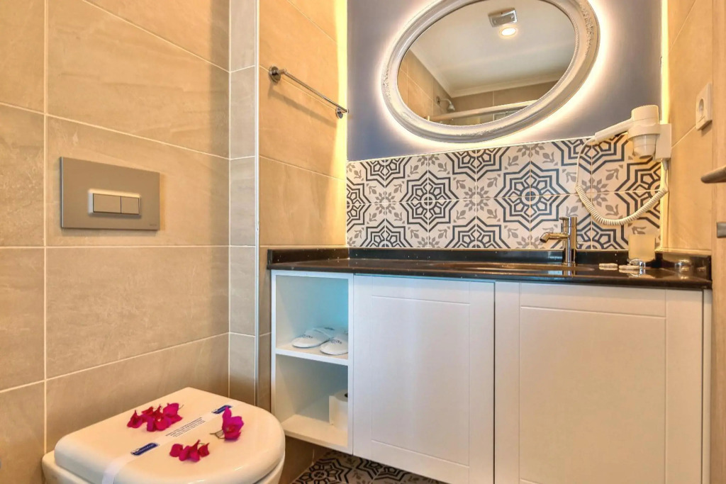 Oreo Hotel