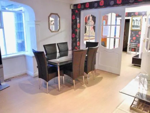 Promenade Beach Apartments