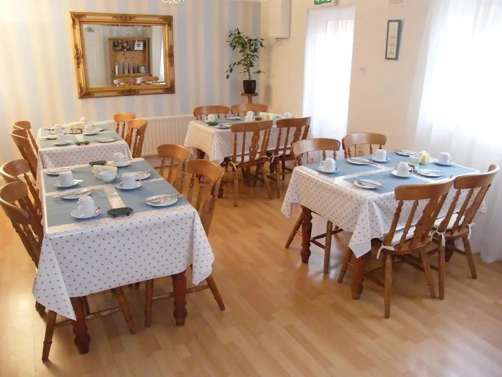 Kennys Guest House