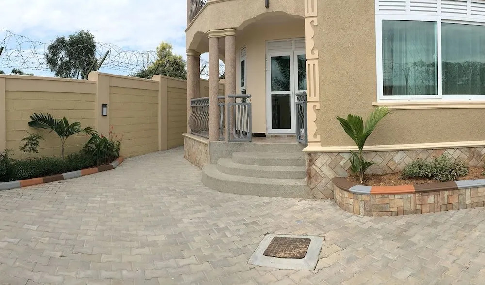 Joz Apartments