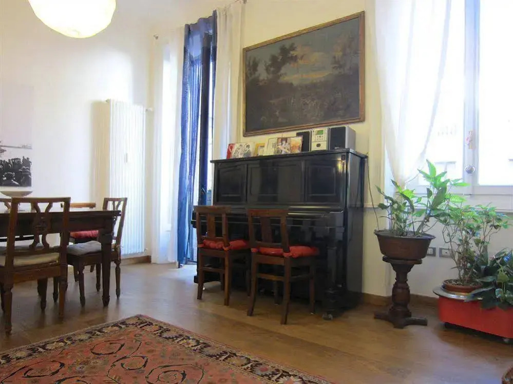 Temporary House - Milan Cadorna