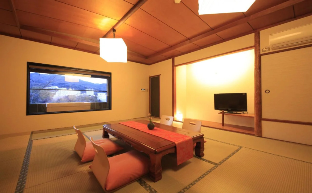 Higashiizu Koyoi
