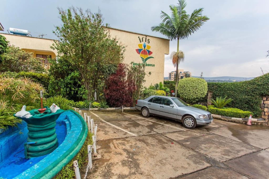 IRIS Guesthouse