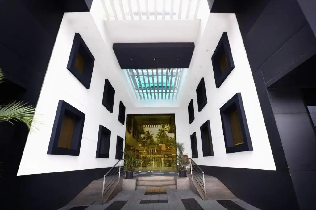 Hotel Afrad International