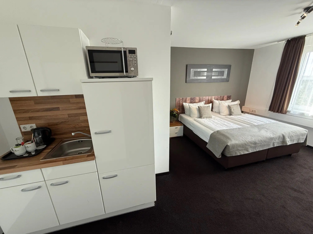 Hotel Aviva