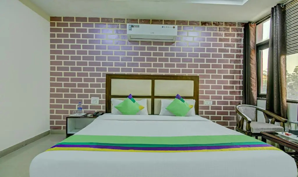 Treebo Trend Benz Mohali Phase 9