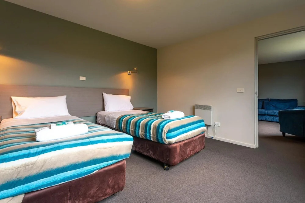 Kingston Hotel
