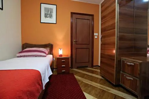 Apartments & Rooms Vienna