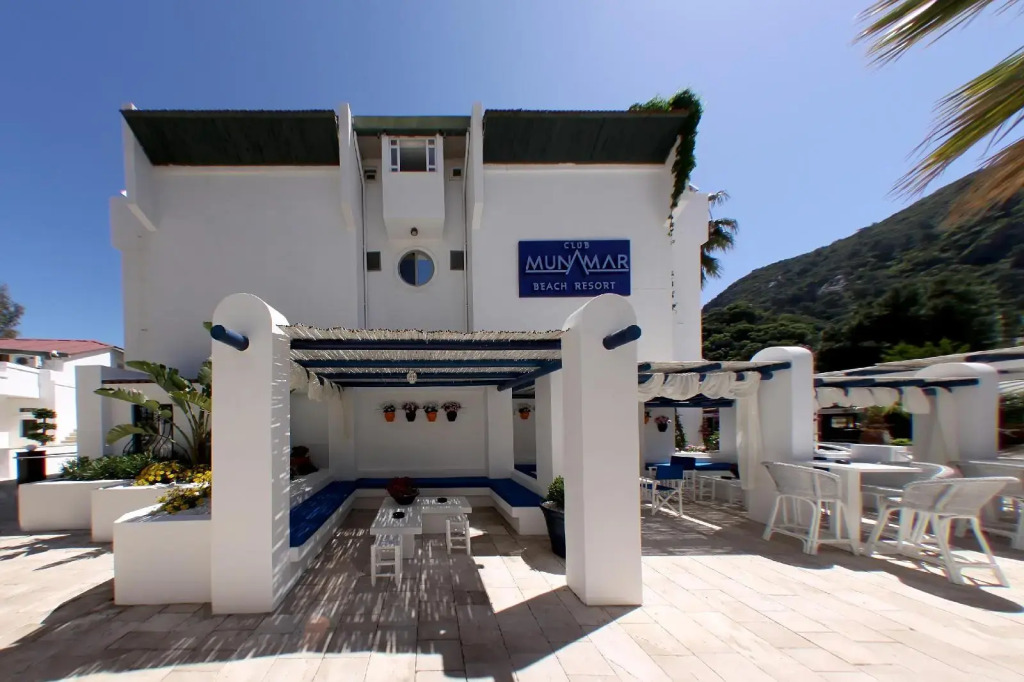 Faros Premium Beach