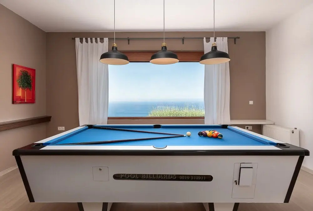 Luxurious Villa With Amazing Views Infinity Heated Pool Hamam Billiard Childrens Area