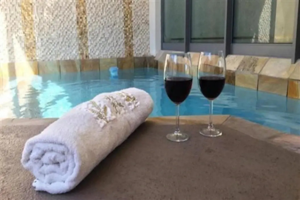 Marine 5 Boutique Hotel