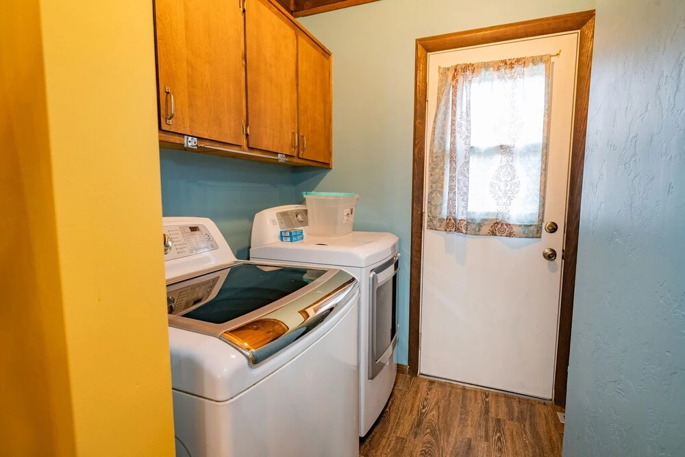 Hope's Cabin - Free Ski/snowboard Rental! - 2br/1.5ba/fireplace/barbeque 2 Bedroom Home