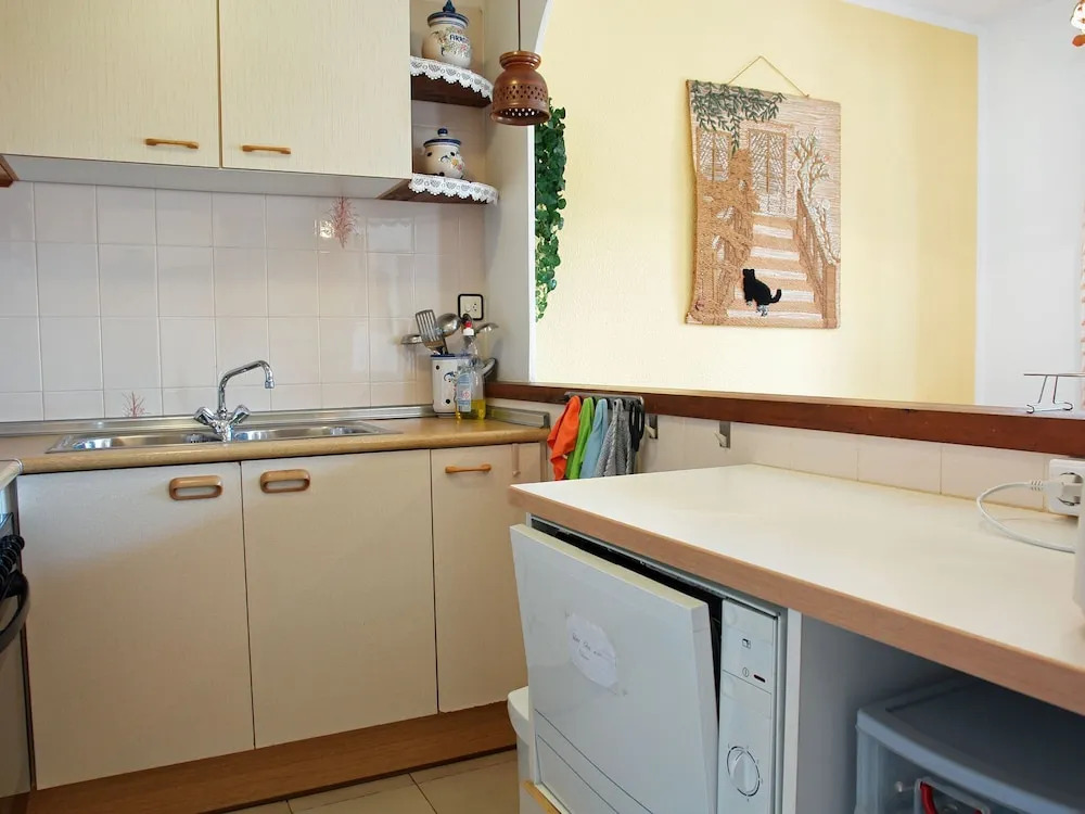 Delightul Holiday Home in St Pere Pescador With Terrace
