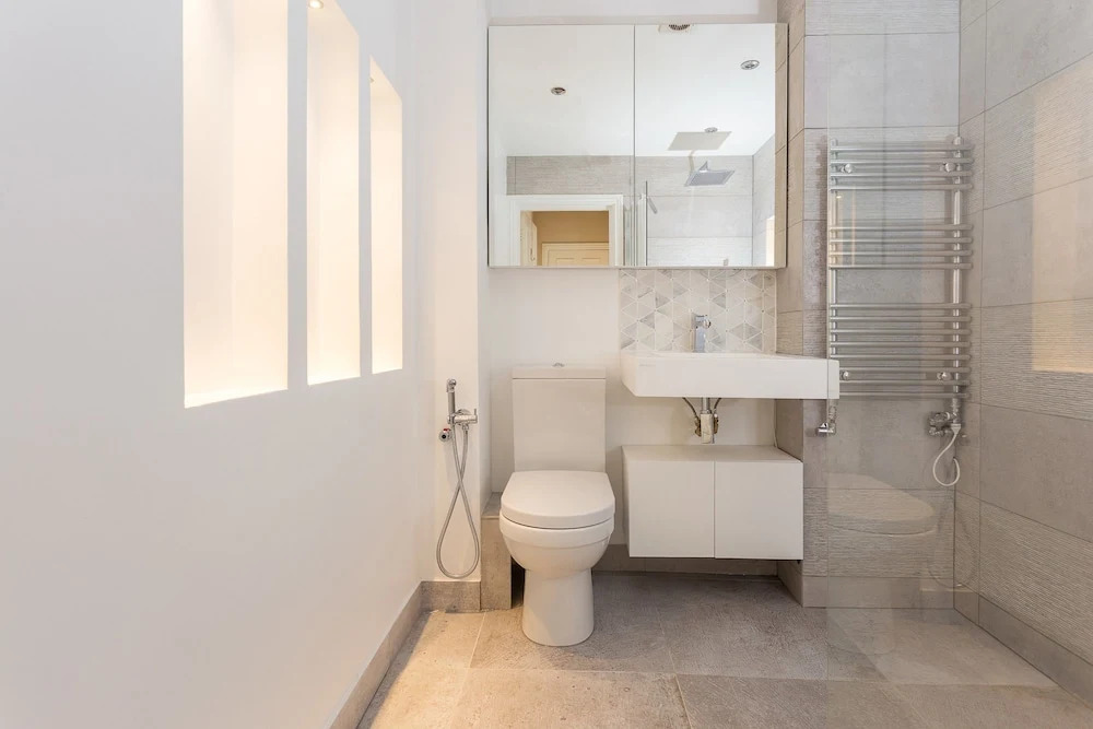 Amazing Chelsea Flat With Stunning Balcony