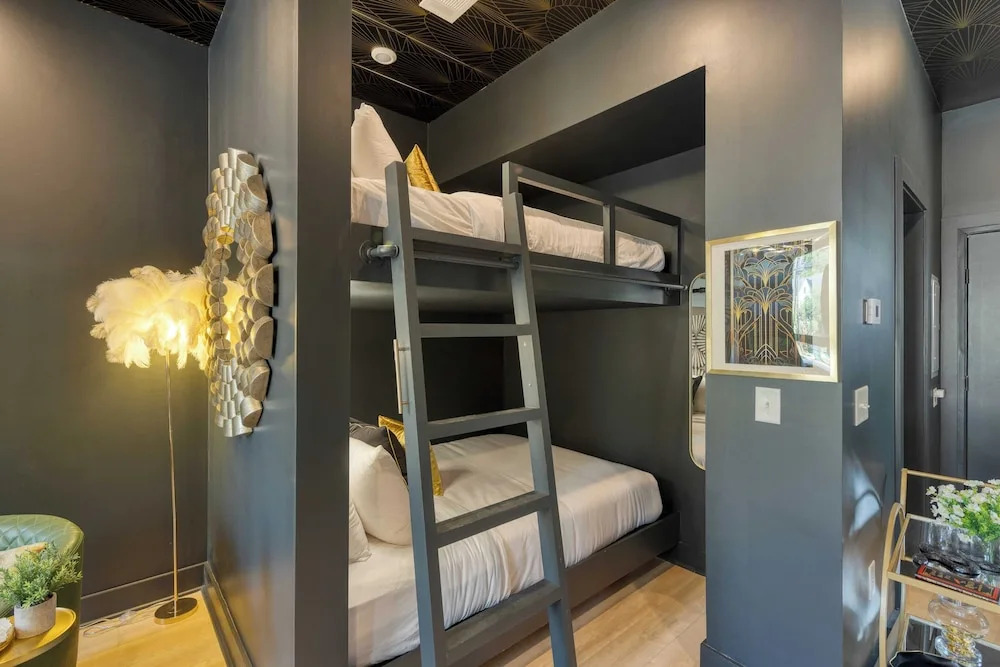 Stylish Studio Near Broadway & East Nashville Restaurants Lischey Loft by Avantstay